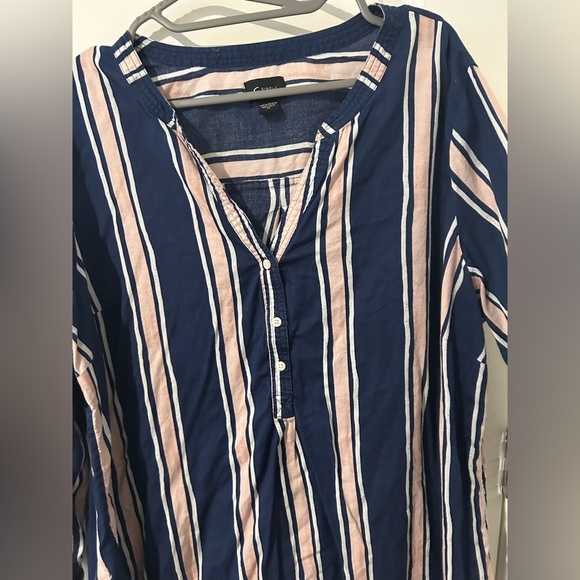 🎉Vertical Stripe Blouse - Picture 4 of 10